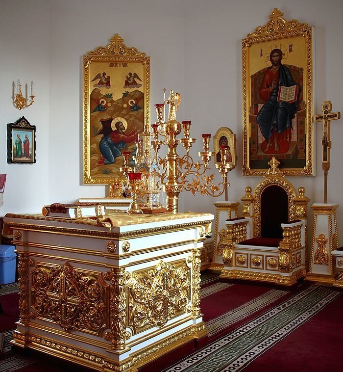 Купити престол для храму