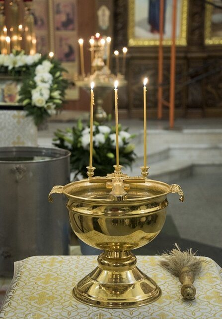 Чаша для водосвятніння